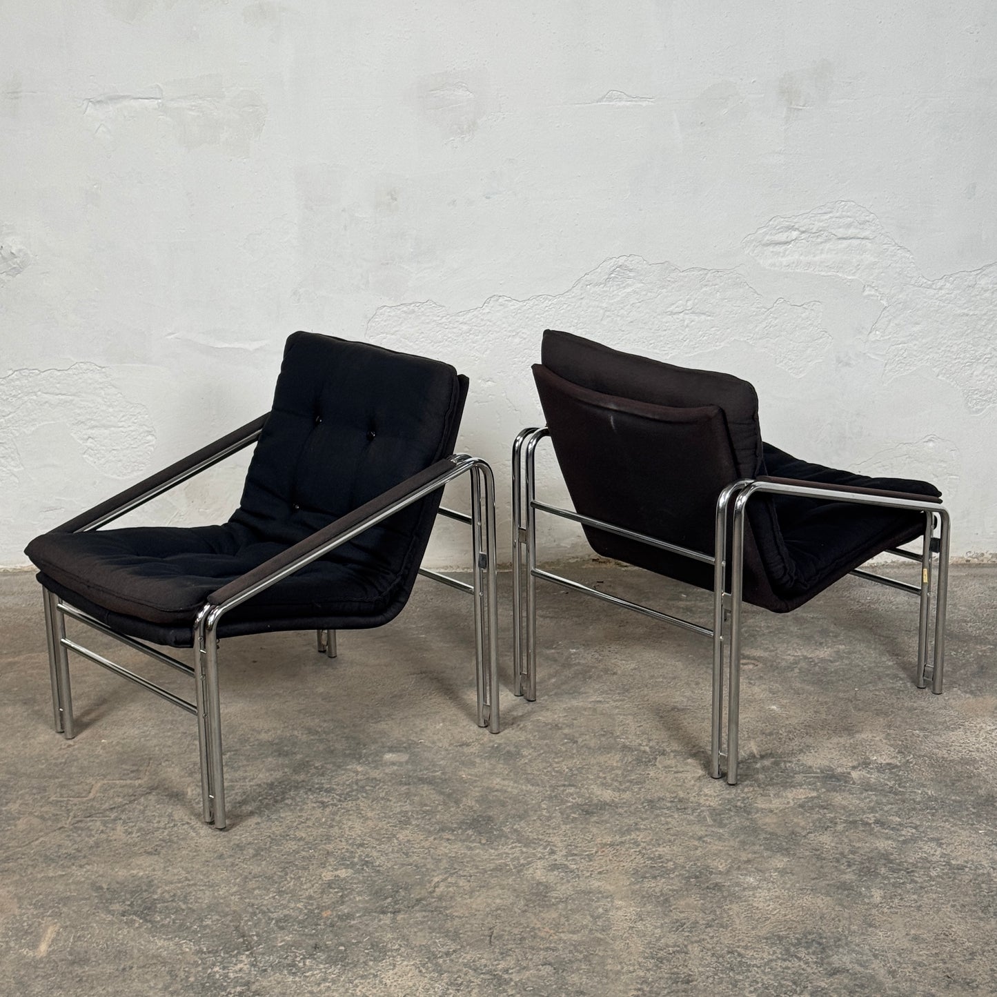 Pair of Bauhaus Style Mid-Century Armchairs