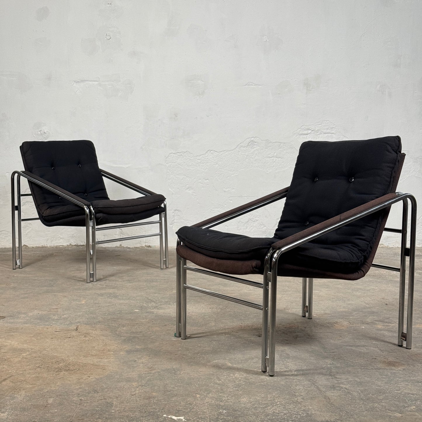 Pair of Bauhaus Style Mid-Century Armchairs