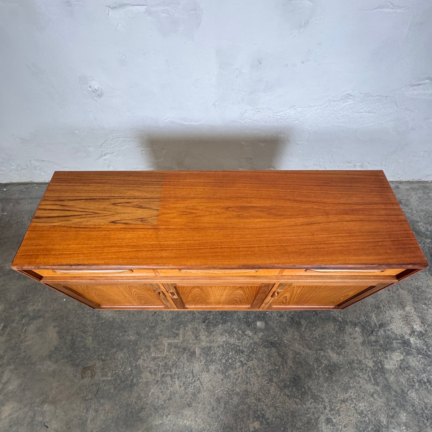 Vintage G-Plan Fresco Sideboard on Hairpin Legs, 1970