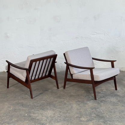 Set of 2 Fully Restored Mid-Century Easy Chairs, 1960