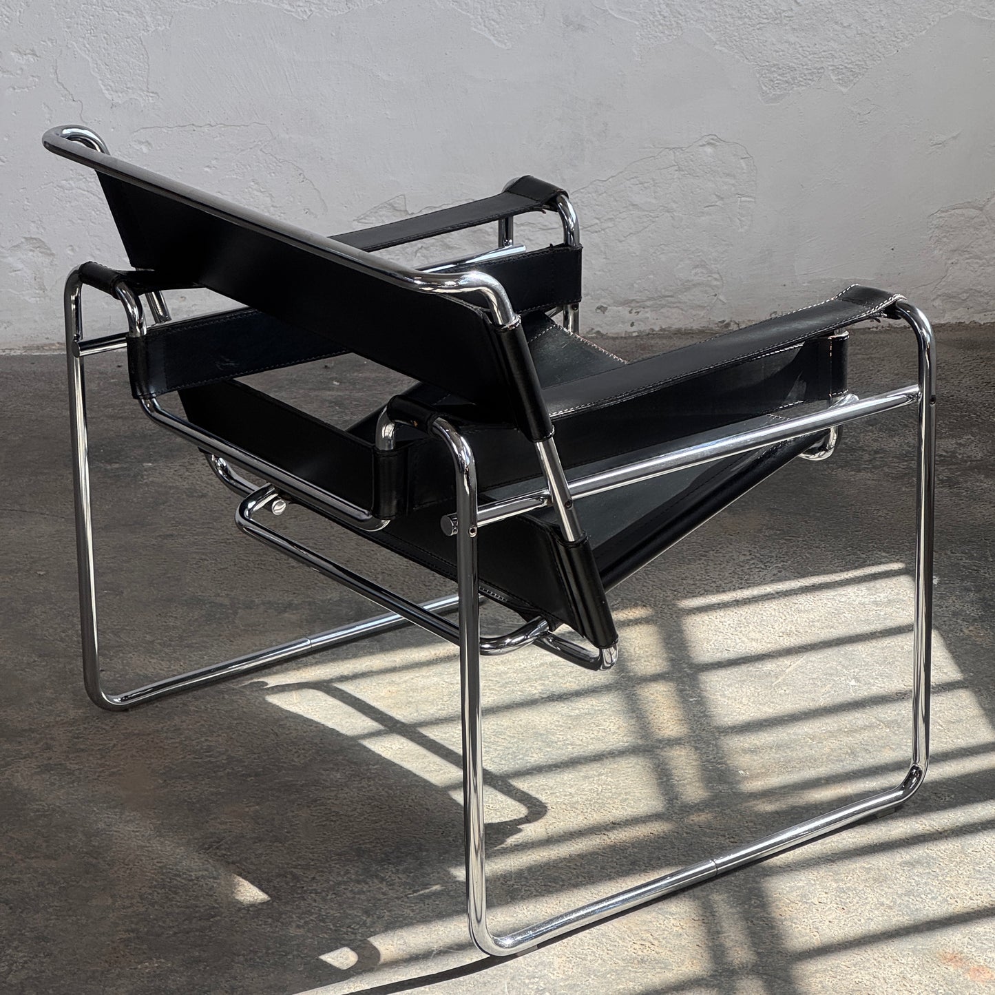 Set of 2 Marcel Breuer "Wassily" Chairs with Matching Coffee Table for Knoll, 1990