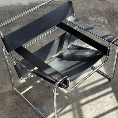 Set of 2 Marcel Breuer "Wassily" Chairs for Knoll, 1990