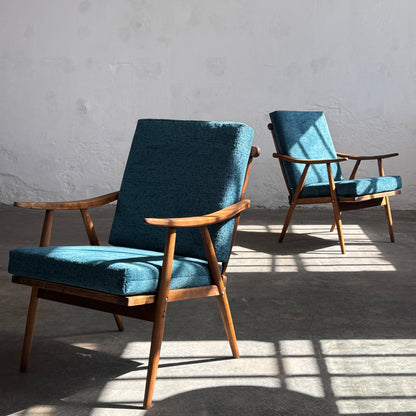 Pair of Fully Refurbished Czechoslovakian TON Lounge Chairs, 1960