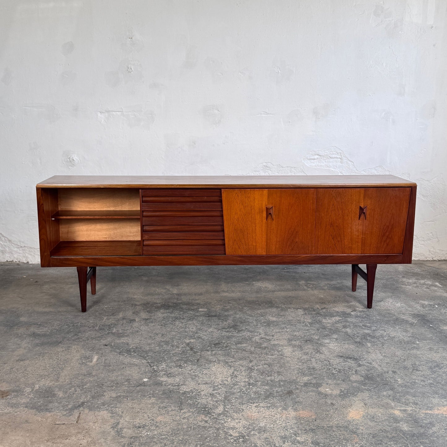Elliotts of Newbury (EoN) Teak Sideboard, 1960