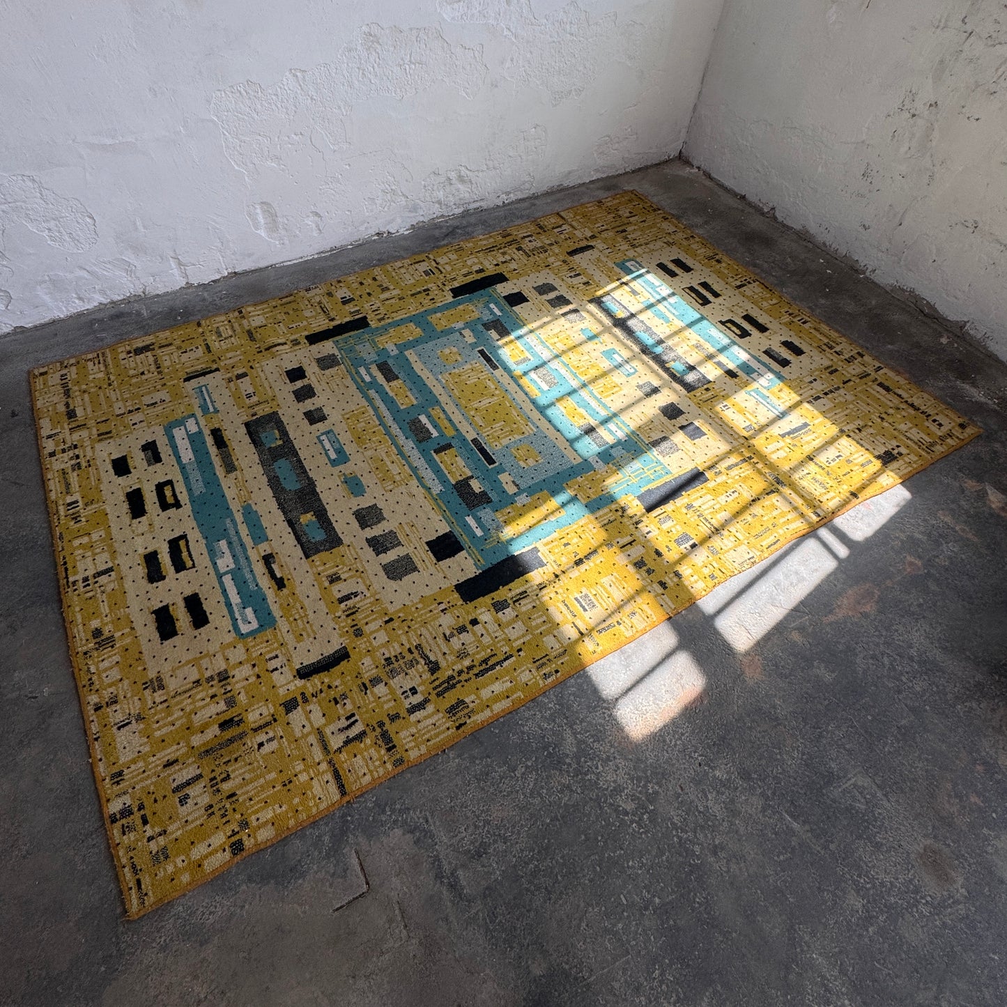 Large Vintage Hungarian Mid-Century Rug, 1960