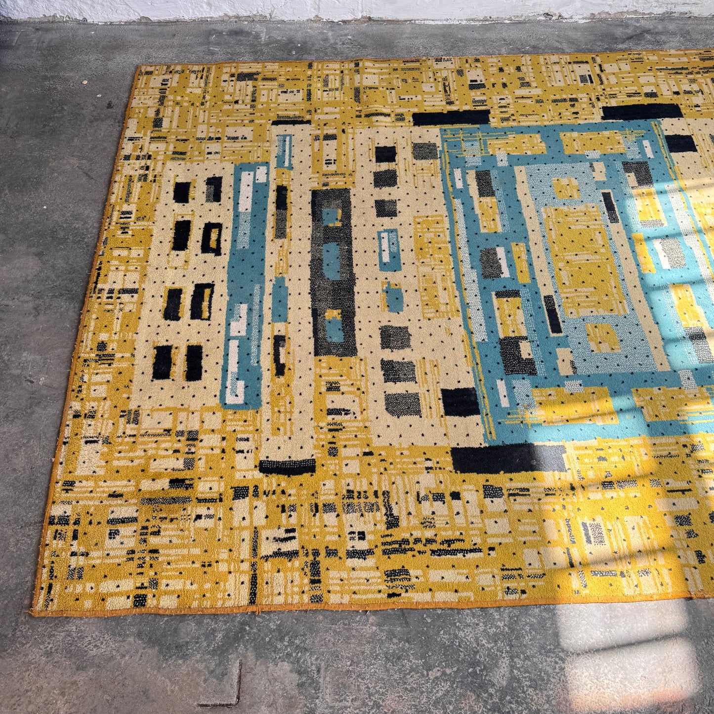 Large Vintage Hungarian Mid-Century Rug, 1960