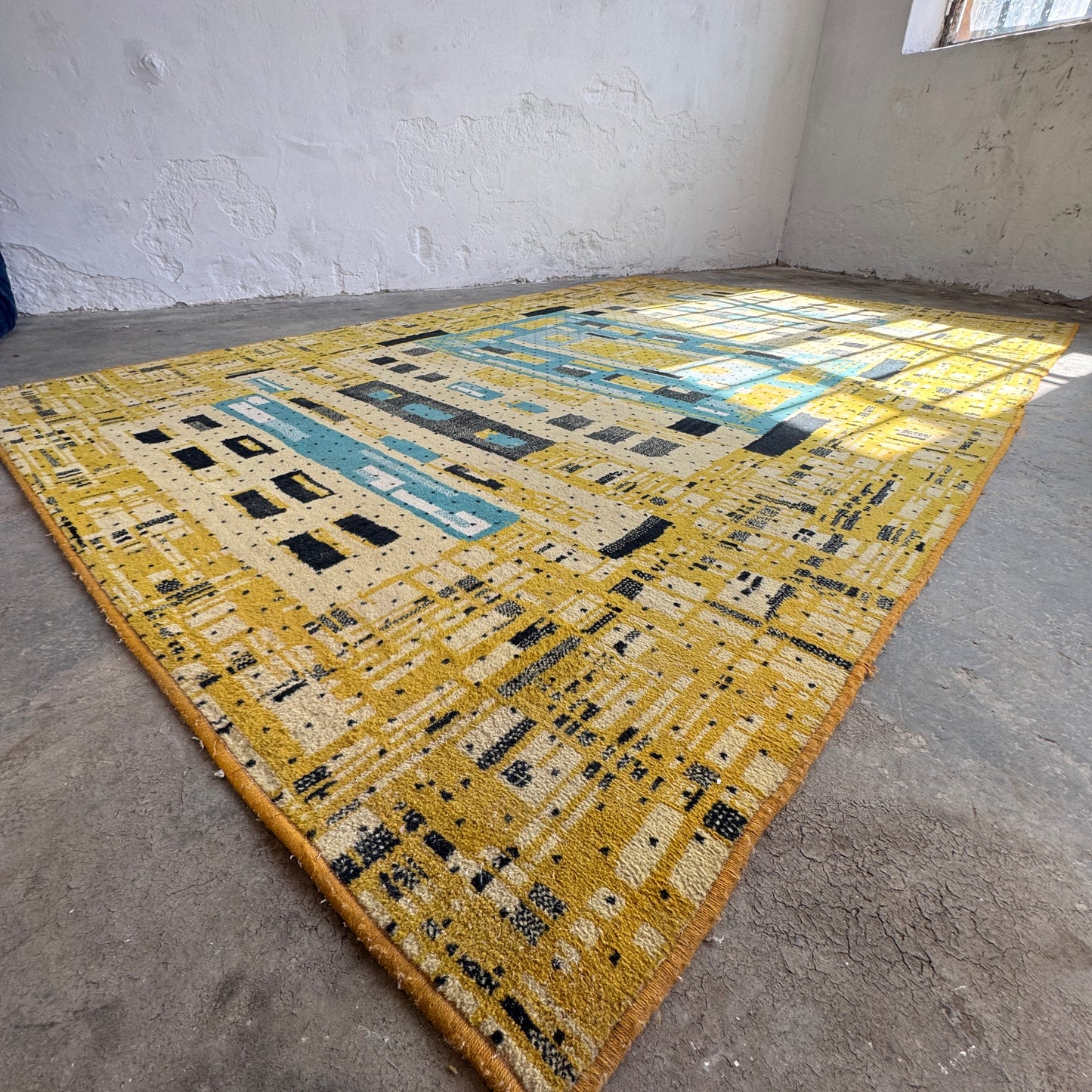 Large Vintage Hungarian Mid-Century Rug, 1960