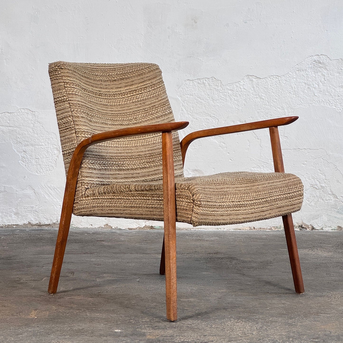 Pair of DDR Oak Armchairs for Refurbishment, 1960