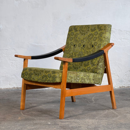 Pair of Hungarian Mid-Century Armchairs by László Heczendorfer, 1977
