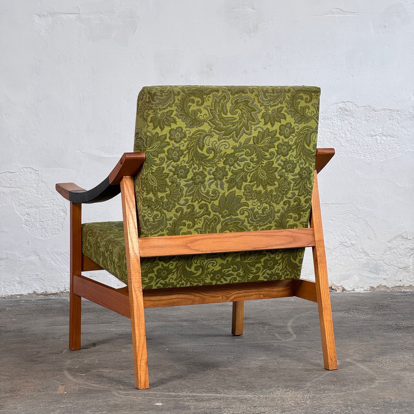 Pair of Hungarian Mid-Century Armchairs by László Heczendorfer, 1977