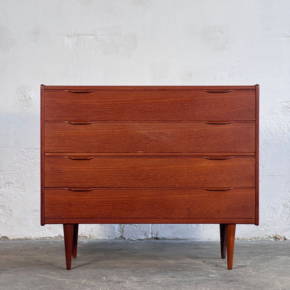 Henning Jørgensen Teak Chest of Drawers for Fredericia Møbelfabrik, 1960