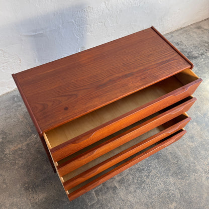 Henning Jørgensen Teak Chest of Drawers for Fredericia Møbelfabrik, 1960