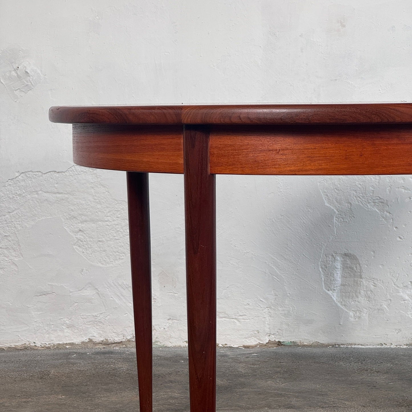 G-Plan Teak Round Extendable Dining Table, 1970