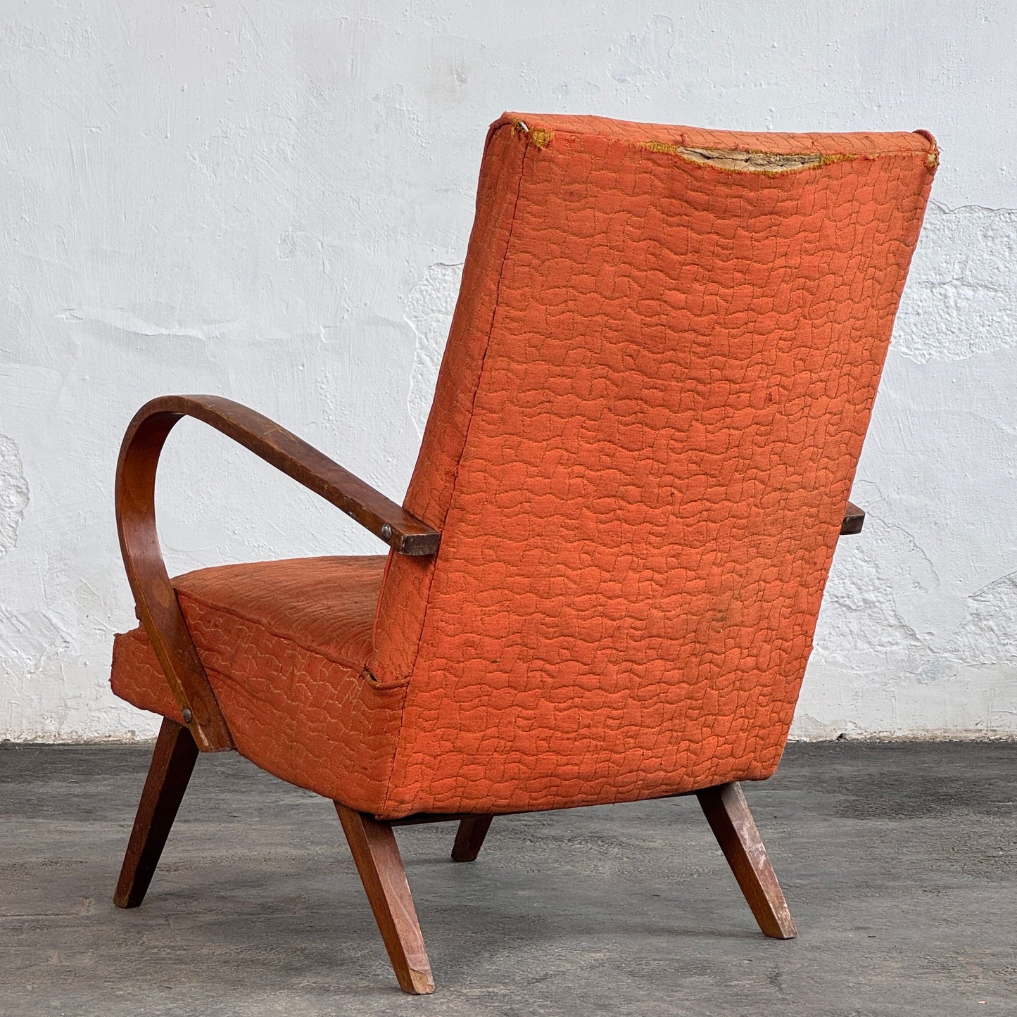 Pair of Romanian Armchairs, 1960s - Restoration Project