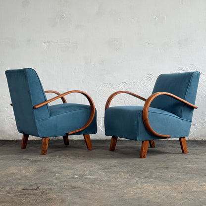 Pair of Halabala H-410 Lounge Chairs, Fully Restored, 1930s