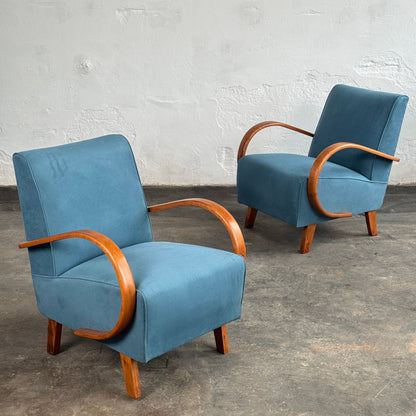 Pair of Halabala H-410 Lounge Chairs, Fully Restored, 1930s
