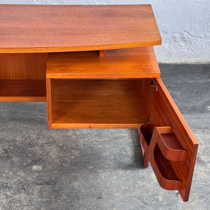 G-Plan Quadrille Dresser/Writing Desk by R. Bennett, 1960s