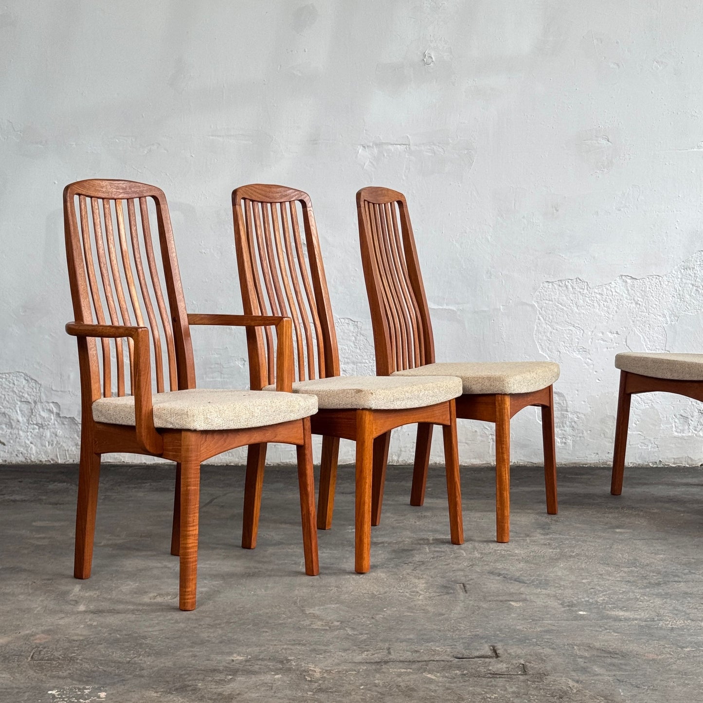 Set of 6 Danish Dining Chairs with 2 Carvers