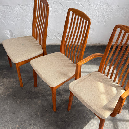 Set of 6 Danish Dining Chairs with 2 Carvers