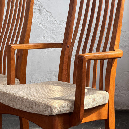 Set of 6 Danish Dining Chairs with 2 Carvers