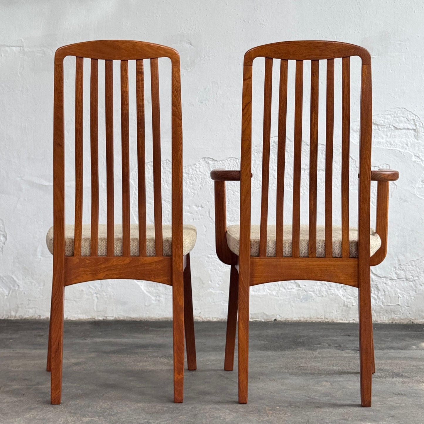 Set of 6 Danish Dining Chairs with 2 Carvers
