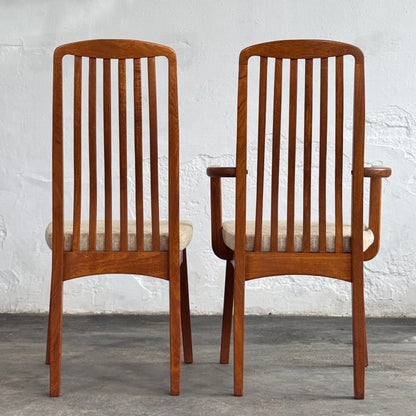 Set of 6 Danish Dining Chairs with 2 Carvers