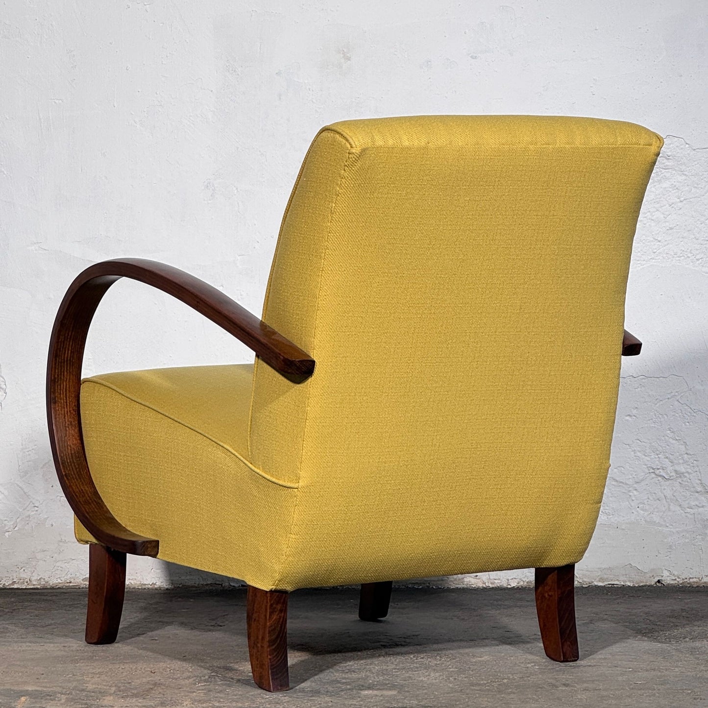 Pair of Halabala H-410 Armchairs, Fully Refurbished, 1930s