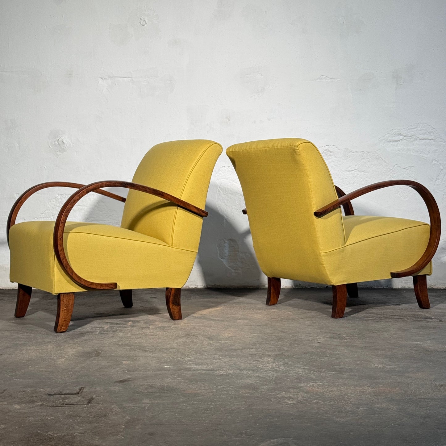 Pair of Halabala H-410 Armchairs, Fully Refurbished, 1930s