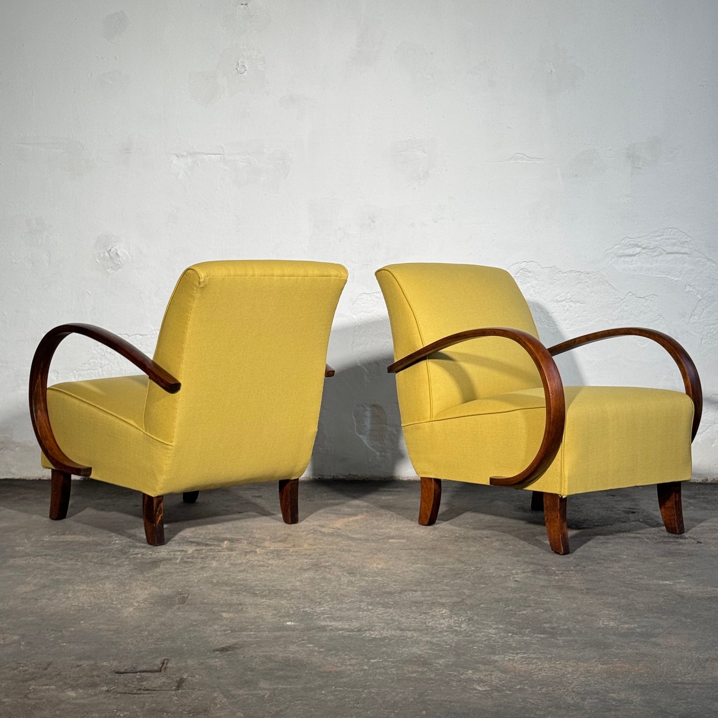 Pair of Halabala H-410 Armchairs, Fully Refurbished, 1930s