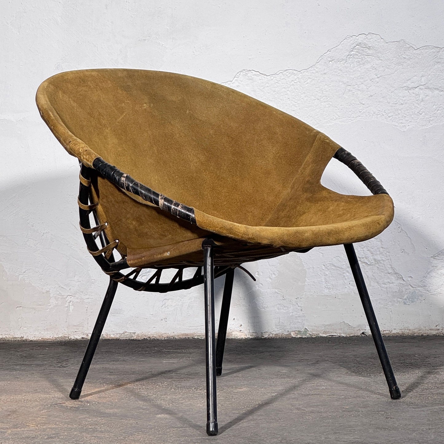 Lusch and Co. "Balloon" Leather Lounge Chair, 1960s