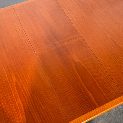 British Oval Extendable Teak Dining Table, 1960s