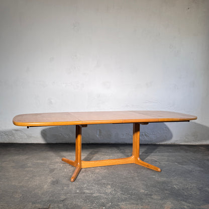 Skovby Extendable Oak Dining Table, 1960s