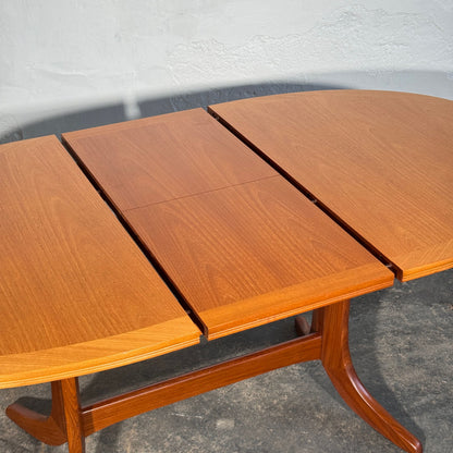 Parker Knoll Oval Extendable Teak Dining Table, 1960s