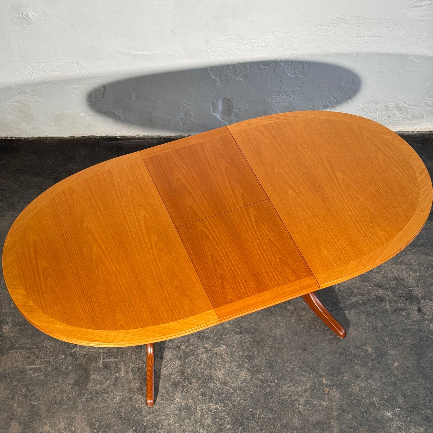 Parker Knoll Oval Extendable Teak Dining Table, 1960s