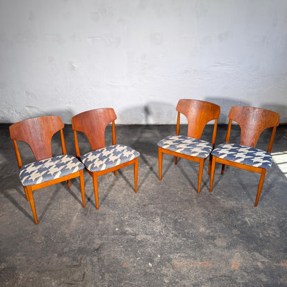 Set of 4 Elliotts of Newbury Teak Dining Chairs, 1960s