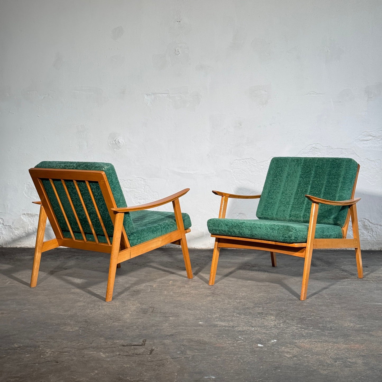 Mid-Century Green Spindle Armchair, 1960s