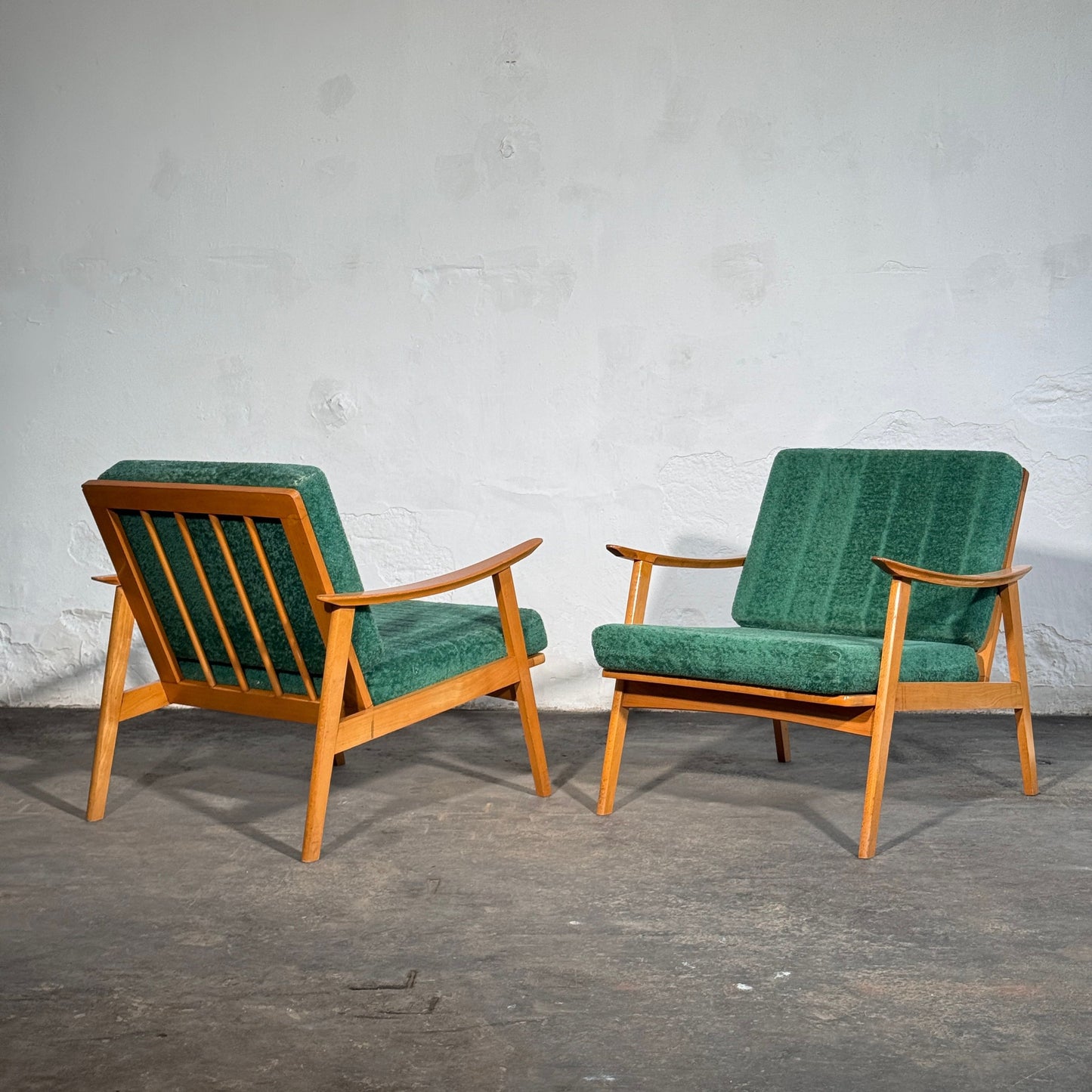 Mid-Century Green Spindle Armchair, 1960s