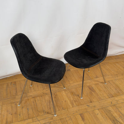 Vintage Herman Miller DSX Fiberglass Chair by Ray & Charles Eames, 1971 — Mid-Century Modern Icon, Black Upholstery