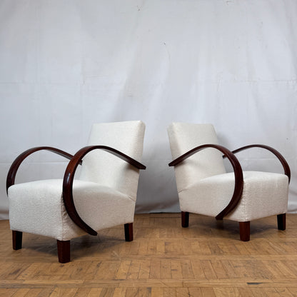 Set of Two Vintage Jindřich Halabala Armchairs in White Bouclé, 1930s — UP Závody, Mid-Century Modern Icons