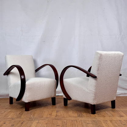 Set of Two Vintage Jindřich Halabala Armchairs in White Bouclé, 1930s — UP Závody, Mid-Century Modern Icons