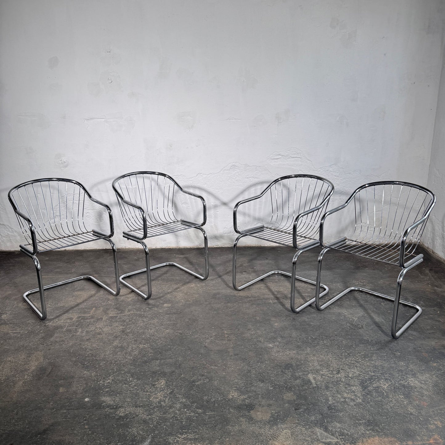 Set of 4 Cantilever Dining Chairs in the Style of Gastone Rinaldi