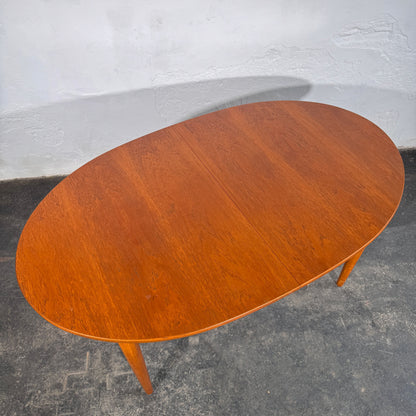 British Oval Extendable Teak Dining Table, 1960s