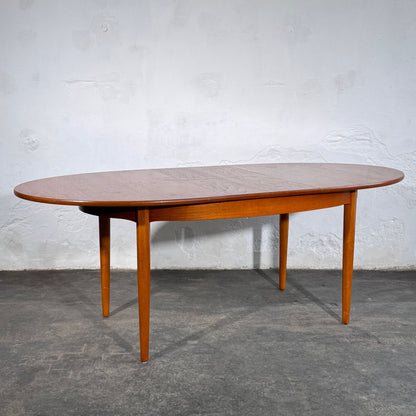 British Oval Extendable Teak Dining Table, 1960s