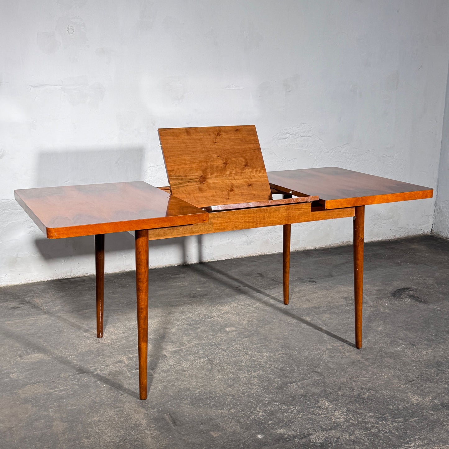 Jitona Dining Set – Table and 4 Chairs, 1960s