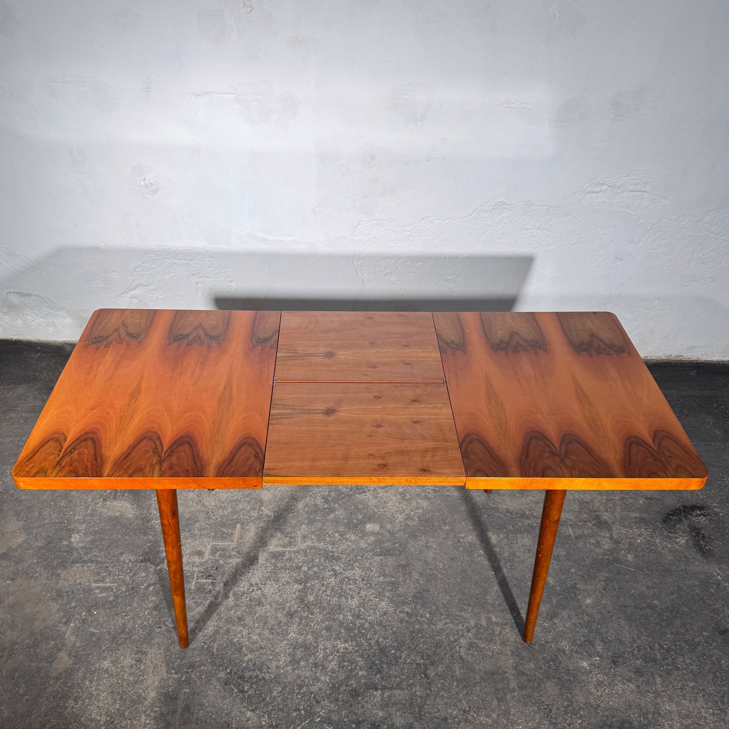 Jitona Dining Set – Table and 4 Chairs, 1960s
