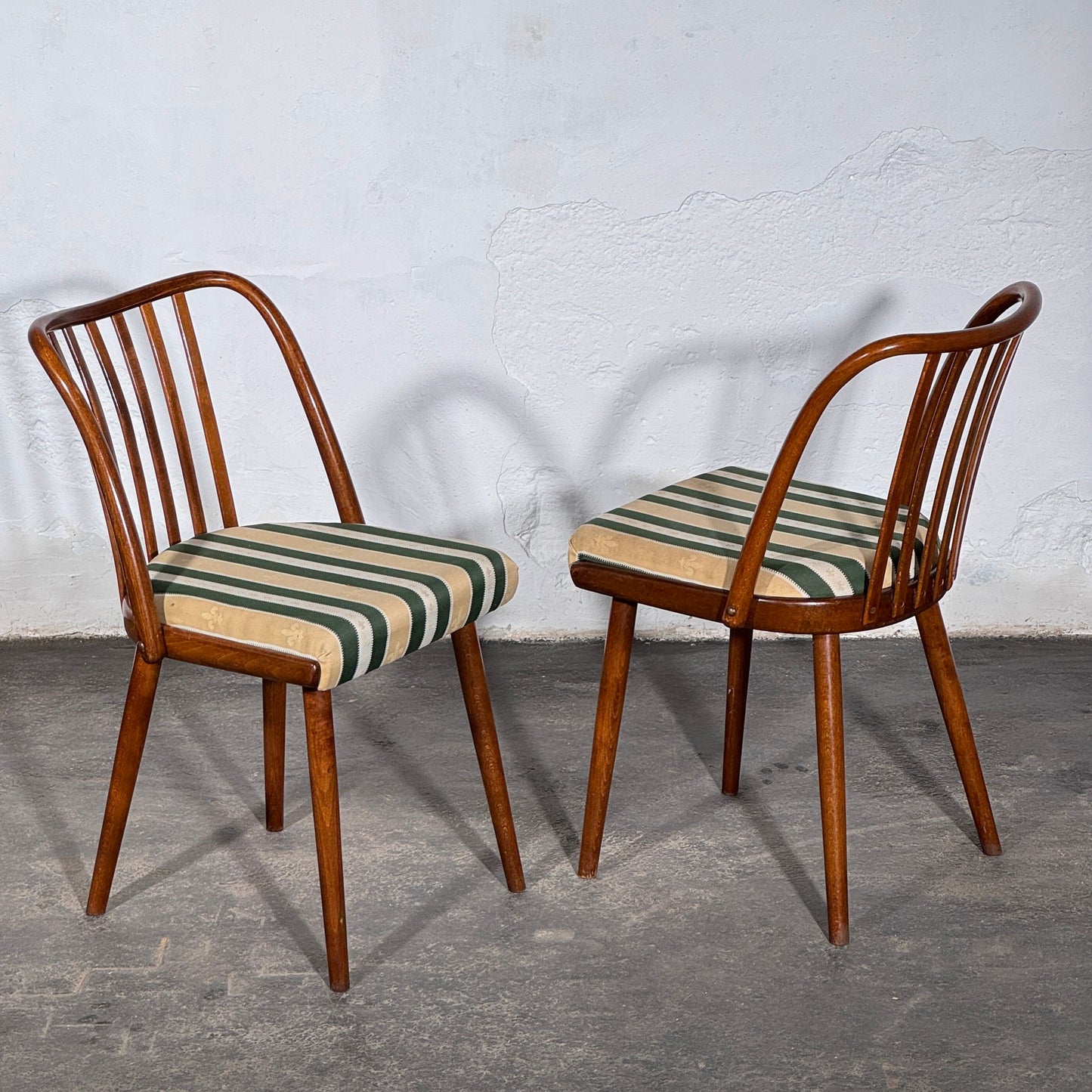 Set of 4 Jitona Dining Chairs, 1960s