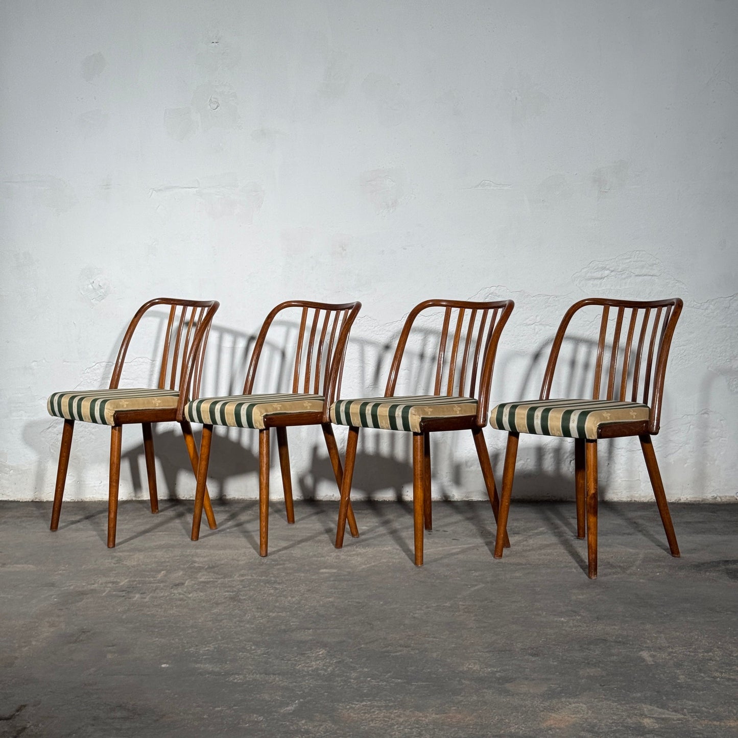 Set of 4 Jitona Dining Chairs, 1960s