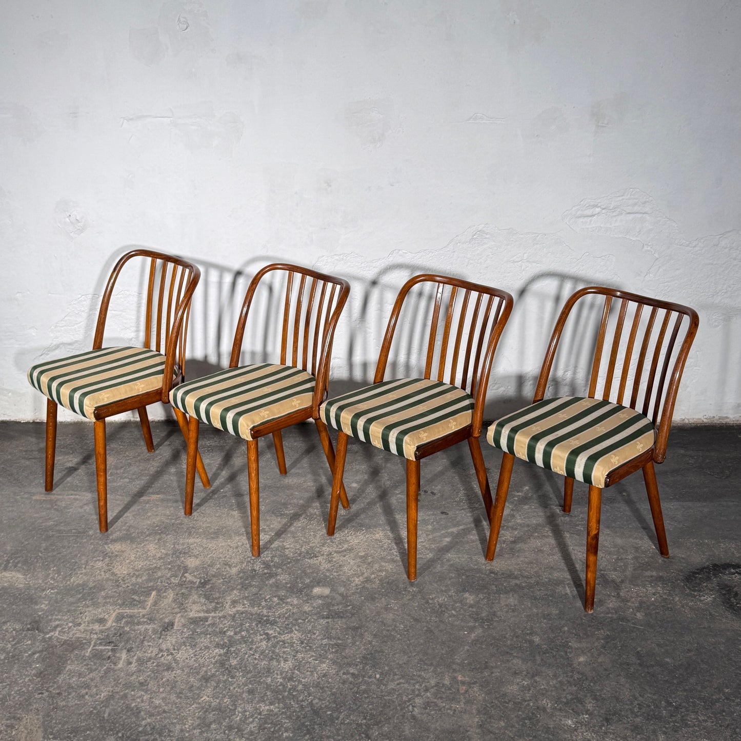 Set of 4 Jitona Dining Chairs, 1960s
