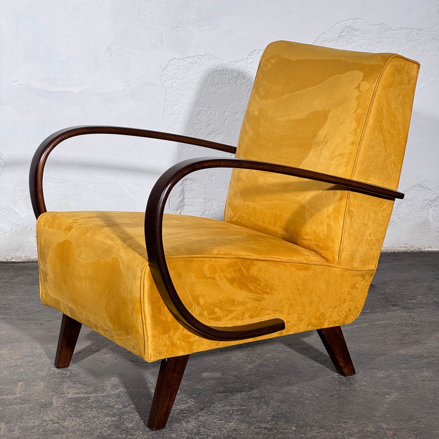 Pair of Jindrich Halabala Type C Armchairs, Fully Refurbished, 1930s