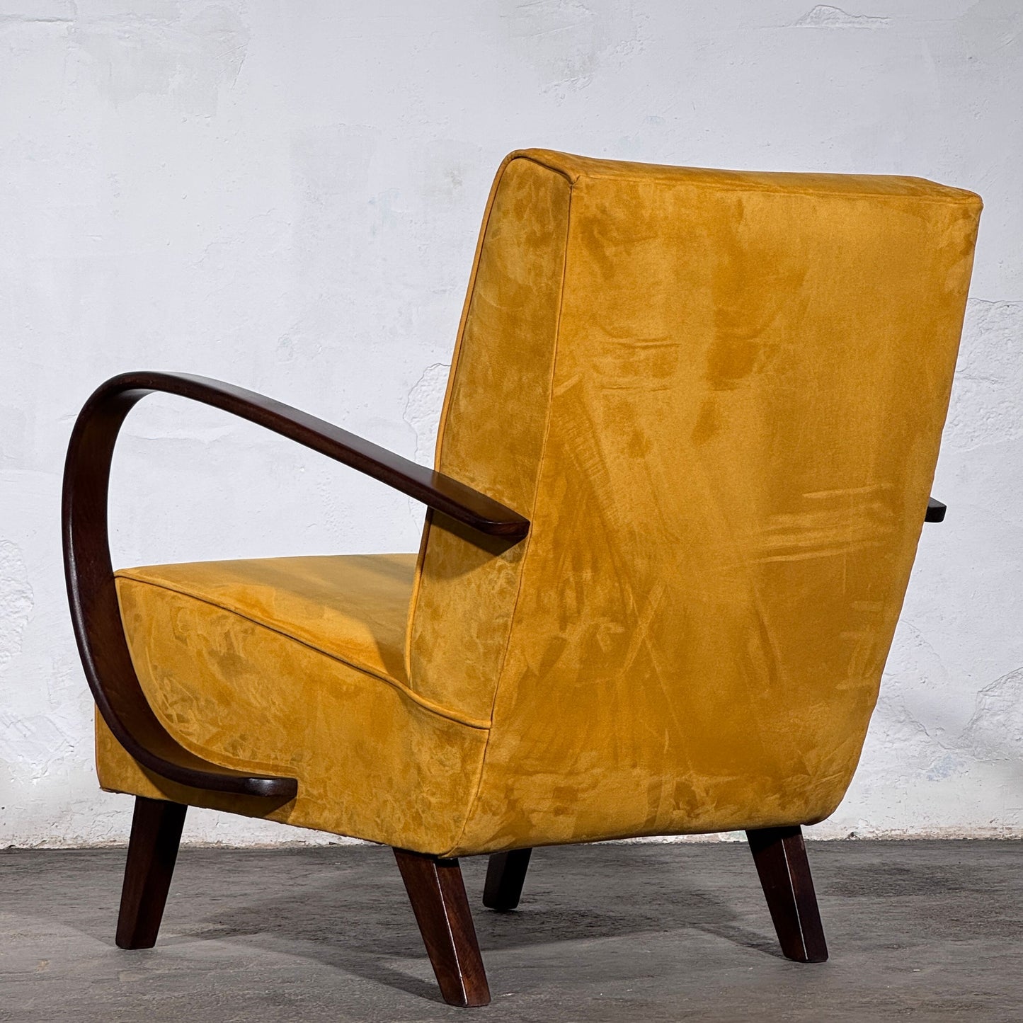 Pair of Jindrich Halabala Type C Armchairs, Fully Refurbished, 1930s